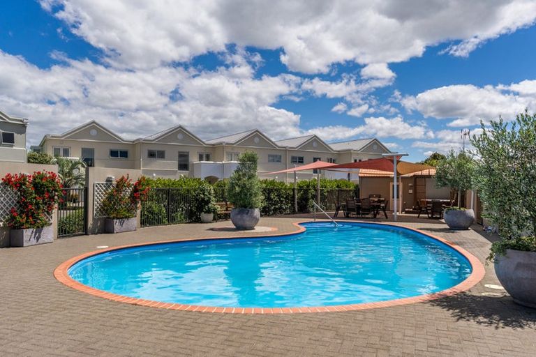 Photo of property in Harbour View, 13/100 Customhouse Street, Gisborne, 4010