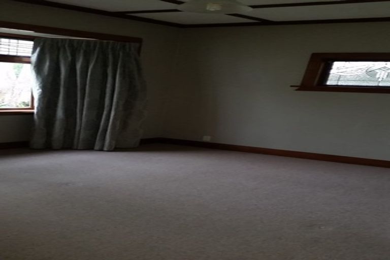 Photo of property in 62 Creswick Terrace, Northland, Wellington, 6012