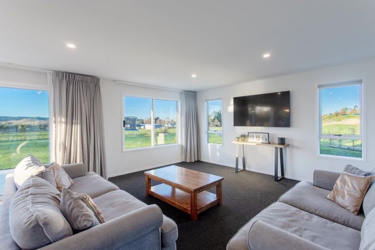 Photo of property in 109e Kyle Road, Waipukurau, 4281
