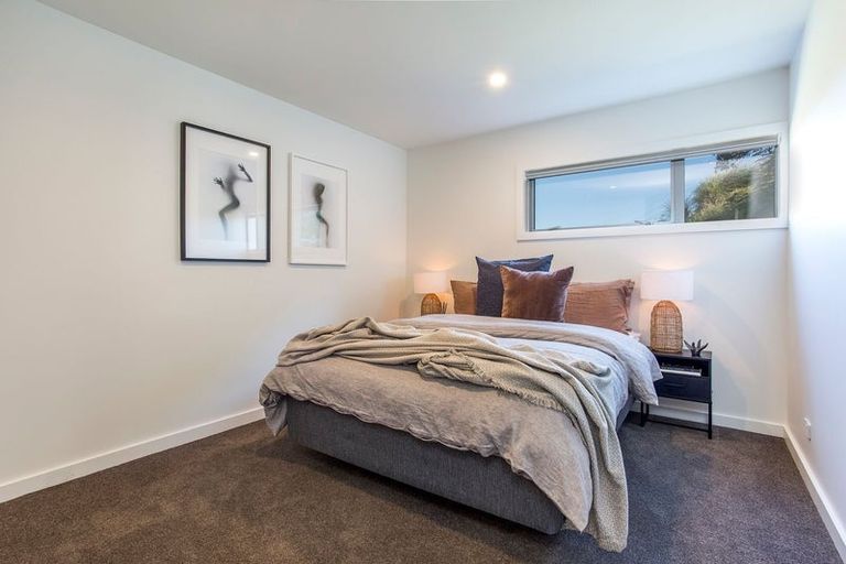 Photo of property in 8b Huka Road, Birkenhead, Auckland, 0626