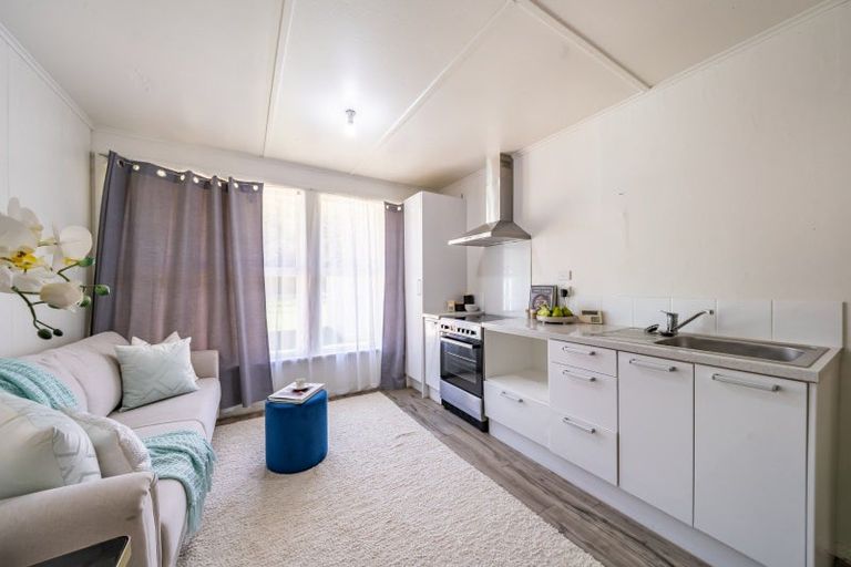 Photo of property in 224 George Street, Stokes Valley, Lower Hutt, 5019