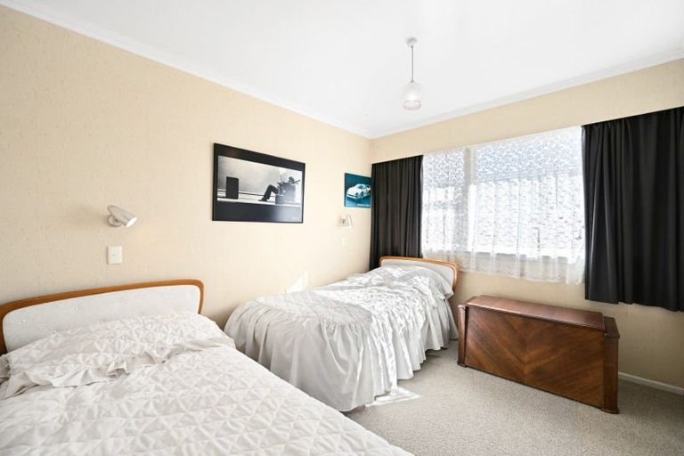 Photo of property in 2 Guy Place, Melville, Hamilton, 3206