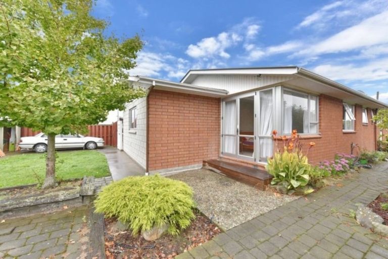 Photo of property in 14 Johns Road, Rangiora, 7400
