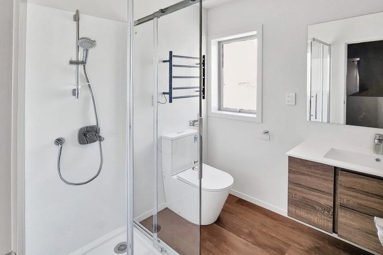 Photo of property in 5/12 Mana Avenue, Titahi Bay, Porirua, 5022