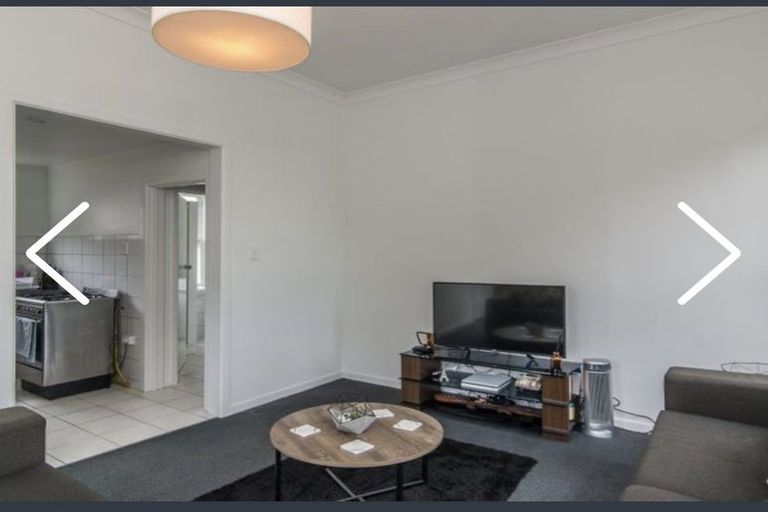 Photo of property in 122 Coromandel Street, Newtown, Wellington, 6021