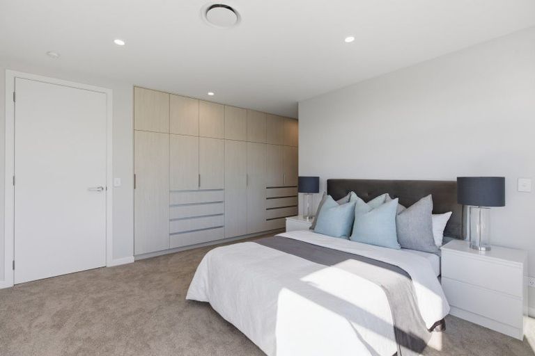 Photo of property in 12c Ruskin Place, Westown, New Plymouth, 4310