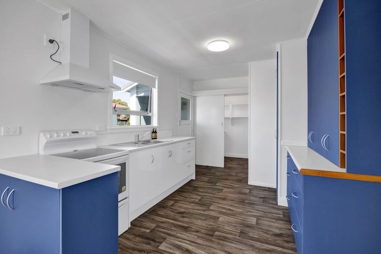 Photo of property in 133 Broadway, Waitara, 4320