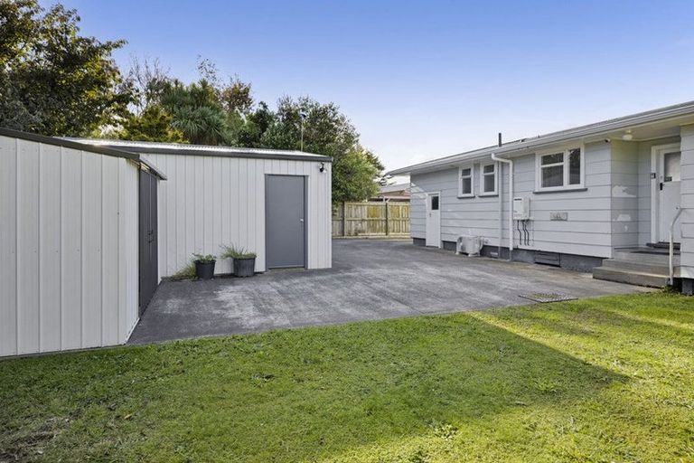 Photo of property in 25 Kamahi Avenue, Hawera, 4610
