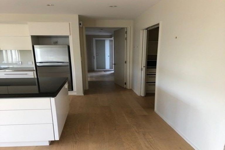 Photo of property in 12 Devonport Lane, St Albans, Christchurch, 8014