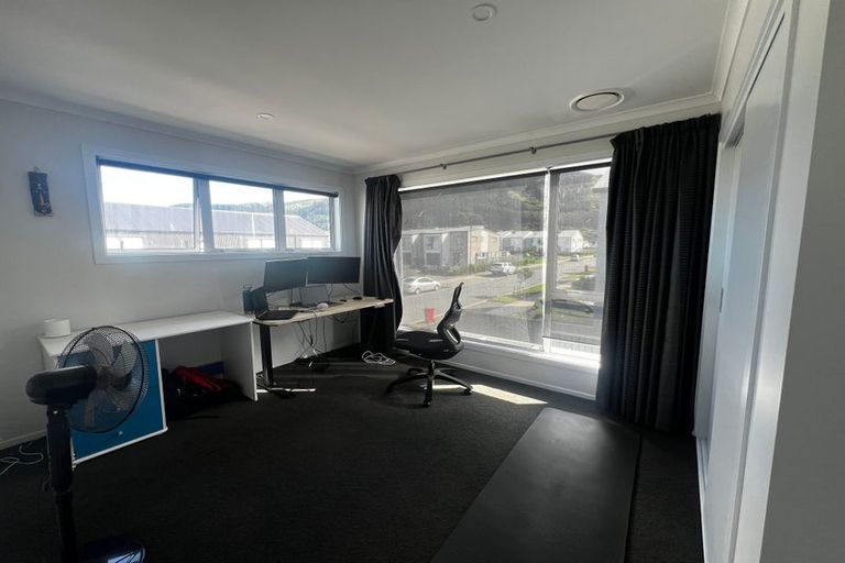 Photo of property in 14 Hokioi Drive, Kenepuru, Porirua, 5022