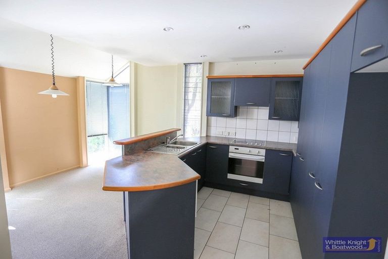 Photo of property in 70 Peverel Street, Riccarton, Christchurch, 8041