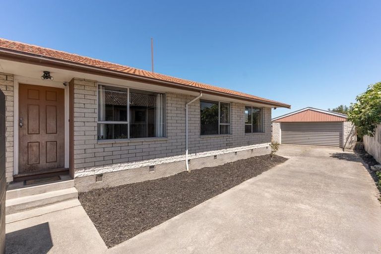 Photo of property in 297 Hendersons Road, Hoon Hay, Christchurch, 8025