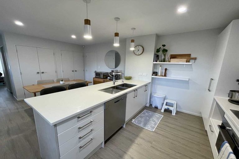 Photo of property in 51a Routley Drive, Glen Eden, Auckland, 0602