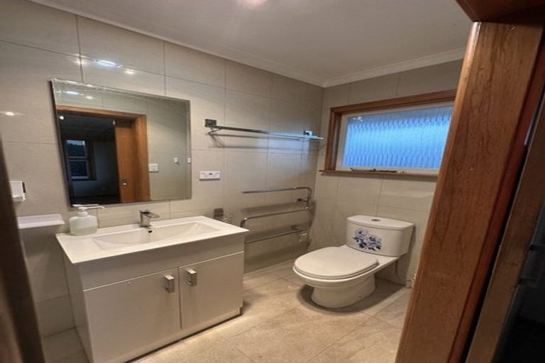 Photo of property in 19 Aileen Place, Upper Riccarton, Christchurch, 8041