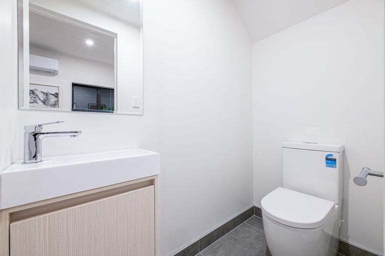 Photo of property in 4/50 Newington Road, Henderson, Auckland, 0612
