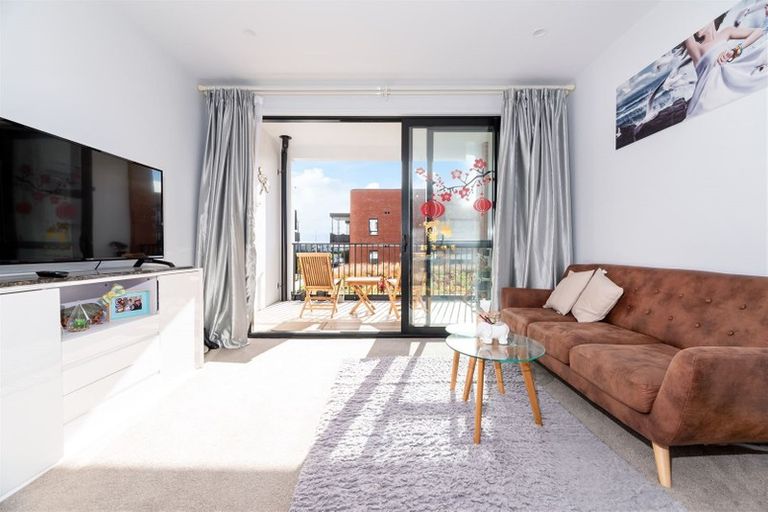 Photo of property in 109/81 Mapou Road, Hobsonville, Auckland, 0616