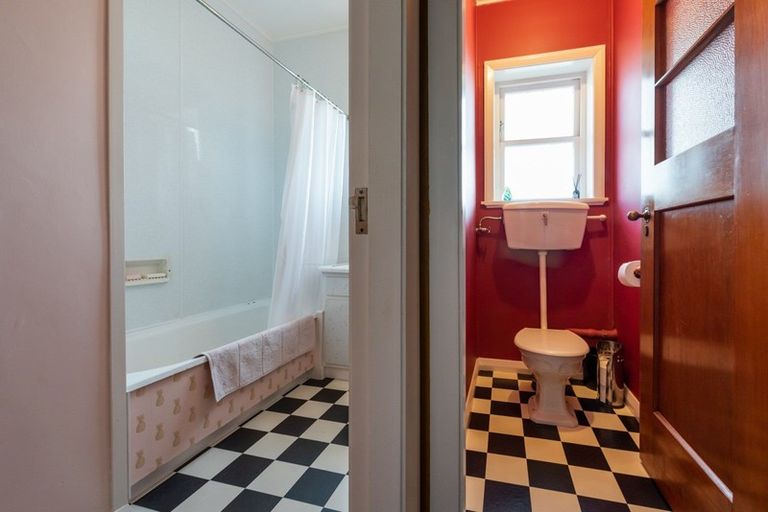 Photo of property in 30 Hindmarsh Street, Johnsonville, Wellington, 6037