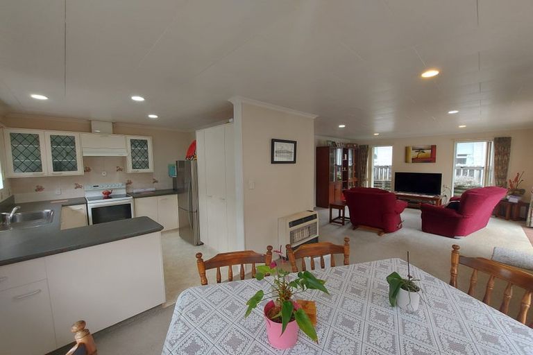 Photo of property in 82 Celia Street, Stratford, 4332