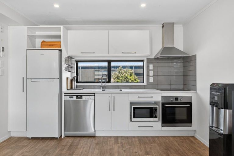 Photo of property in 5/18 Ashley Place, Papamoa Beach, Papamoa, 3118