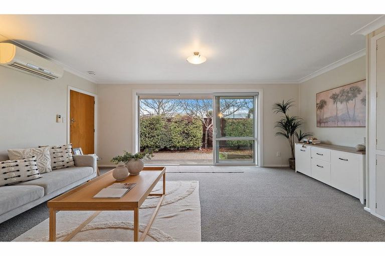 Photo of property in 25 Beckford Road, Saint Martins, Christchurch, 8022