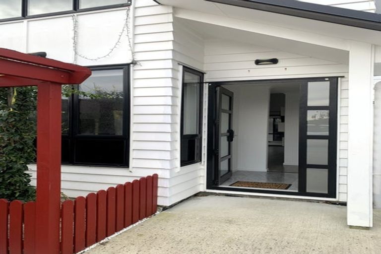 Photo of property in 23 Matata Drive, Takanini, 2112