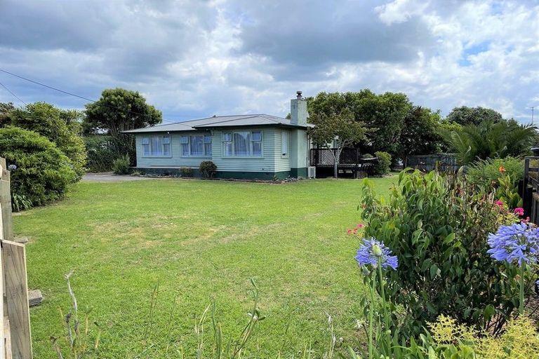 Photo of property in 4 Rathgar Road, Henderson, Auckland, 0610