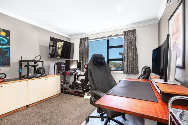 Photo of property in 53 Spyglass Lane, Whitby, Porirua, 5024