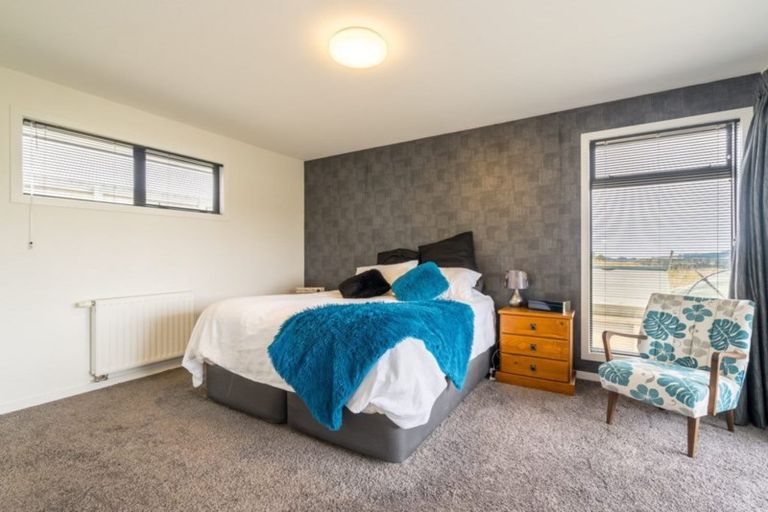 Photo of property in 64 Severn Street, Green Island, Dunedin, 9018
