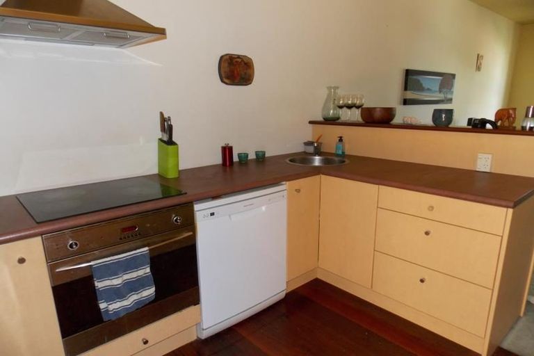 Photo of property in 358u3 The Terrace, Te Aro, Wellington, 6011