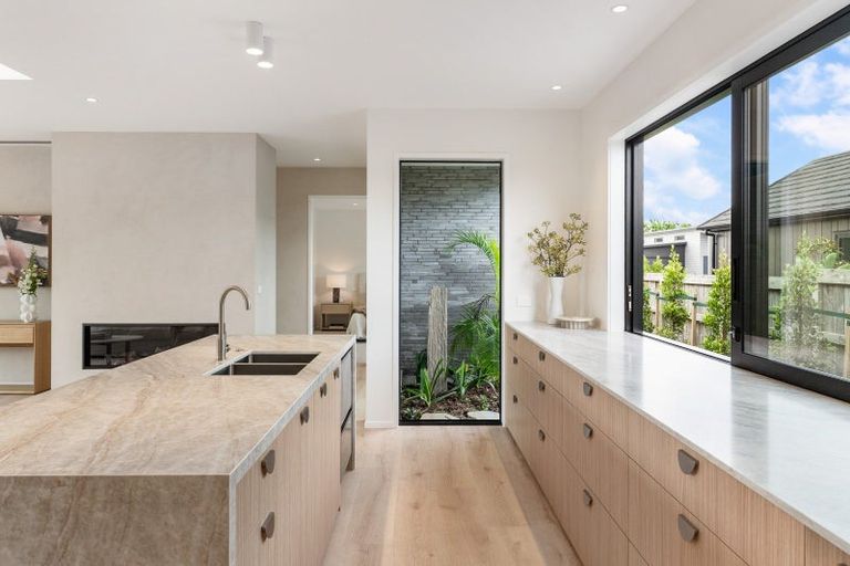 Photo of property in 21 William Gilbert Drive, Mangawhai, 0505