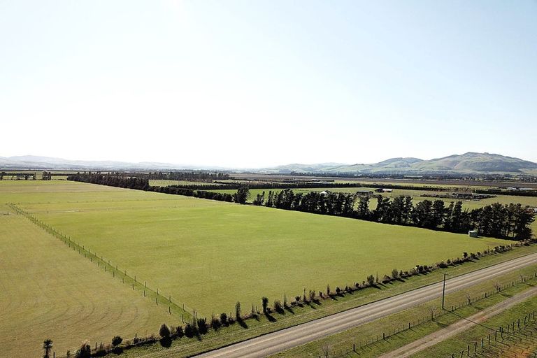 Photo of property in 26f Enderby Drive, Te Atatu Peninsula, Auckland, 0610