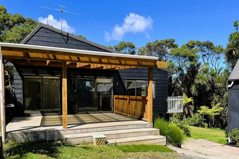 Photo of property in 303 School Road, Waimauku, 0881
