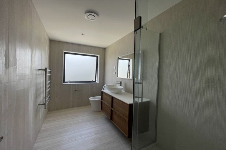 Photo of property in 15a Benders Avenue, Hillcrest, Auckland, 0627