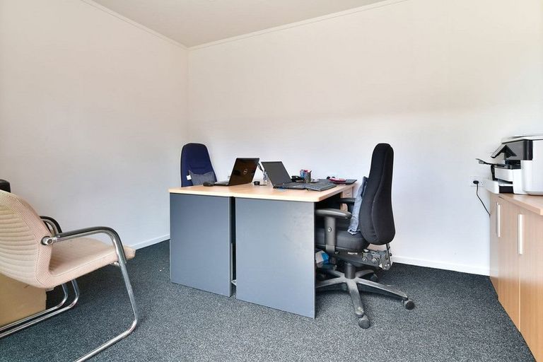 Photo of property in 6a Freya Place, Torbay, Auckland, 0630