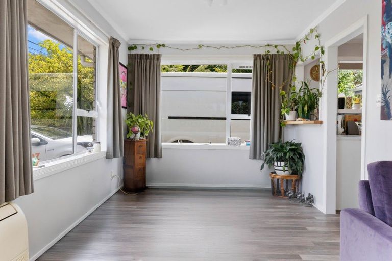 Photo of property in 11 Te Hatepe Avenue, Taupo, 3330