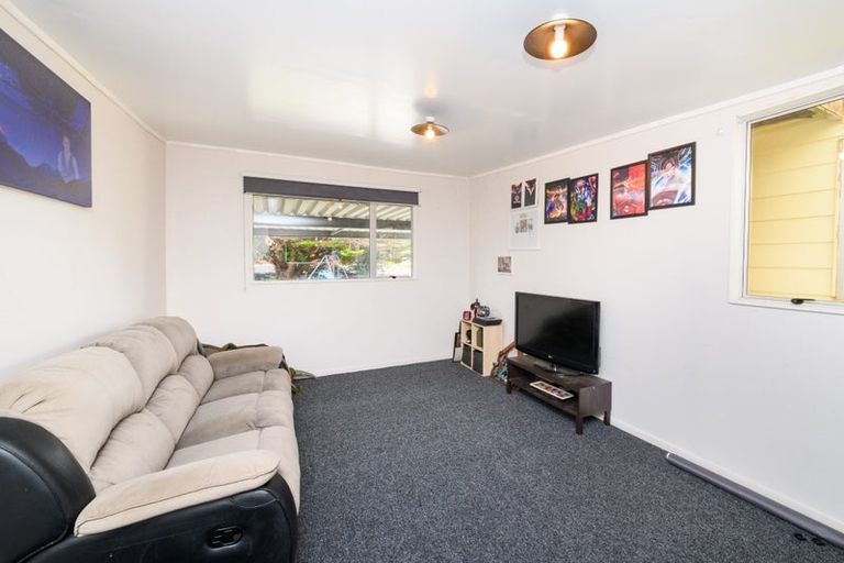 Photo of property in 8 Buller Place, Westbrook, Palmerston North, 4412
