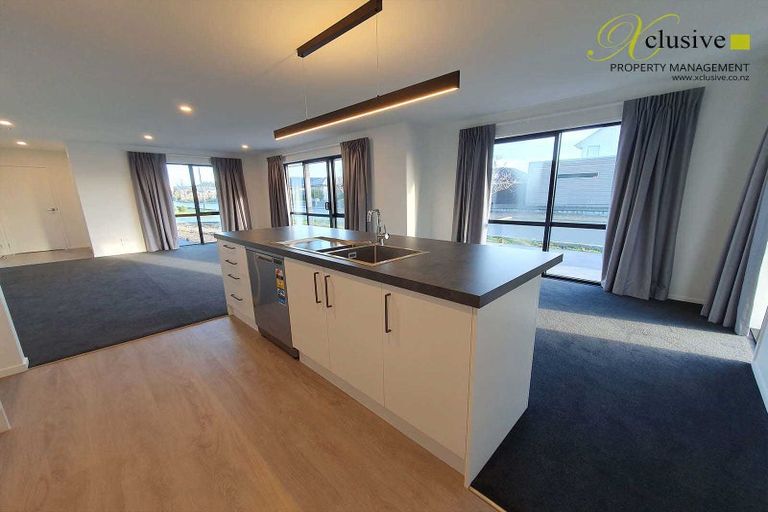 Photo of property in 6 Piwakawaka Lane, Pegasus, 7612
