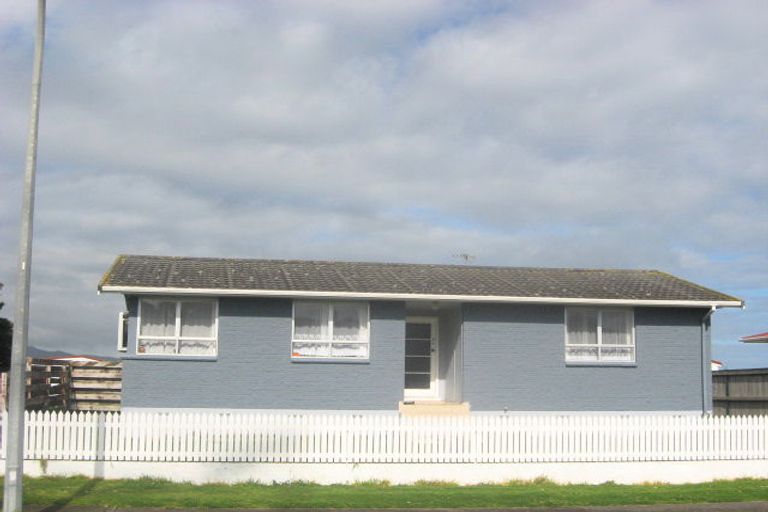 Photo of property in 10 Rangitake Drive, Spotswood, New Plymouth, 4310