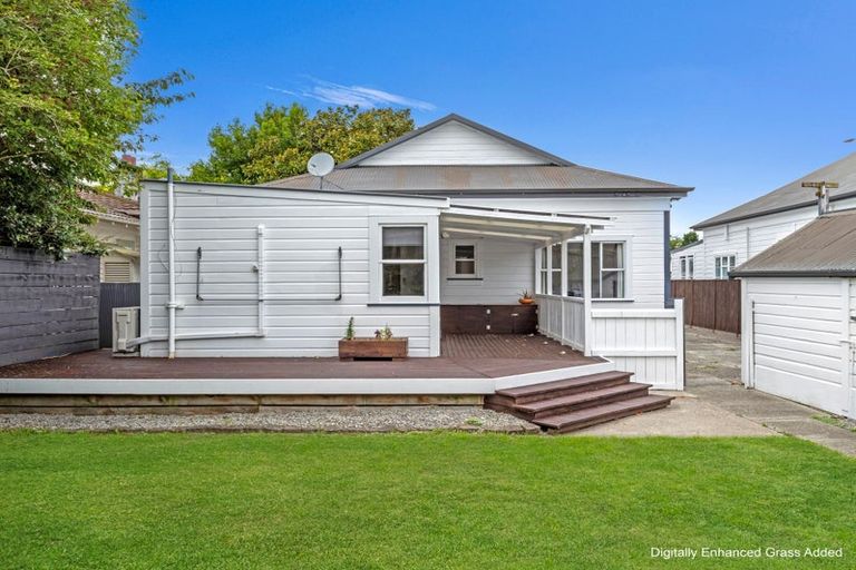 Photo of property in 537 Ferguson Street, Palmerston North, 4410