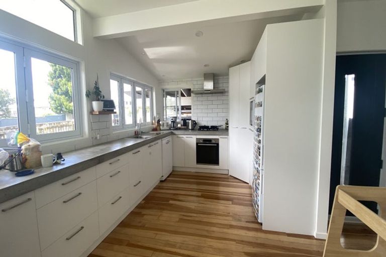 Photo of property in 104 Kingswood Road, Brookfield, Tauranga, 3110