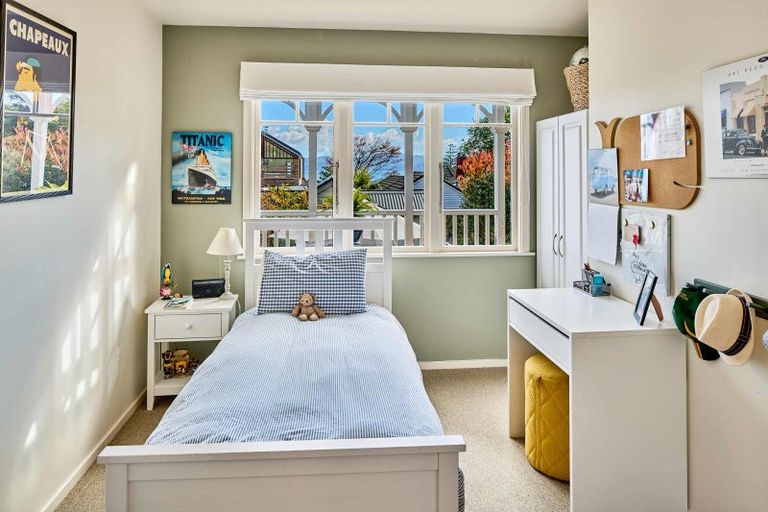 Photo of property in 10 Tui Road, Days Bay, Lower Hutt, 5013