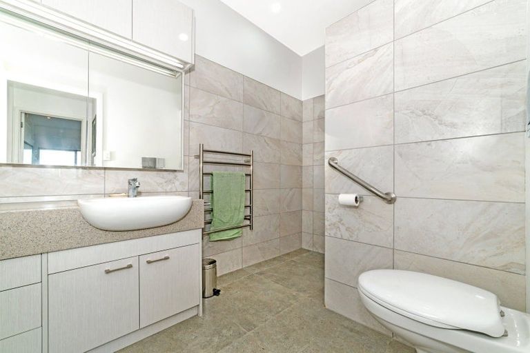 Photo of property in Harbour View, 7/100 Customhouse Street, Gisborne, 4010