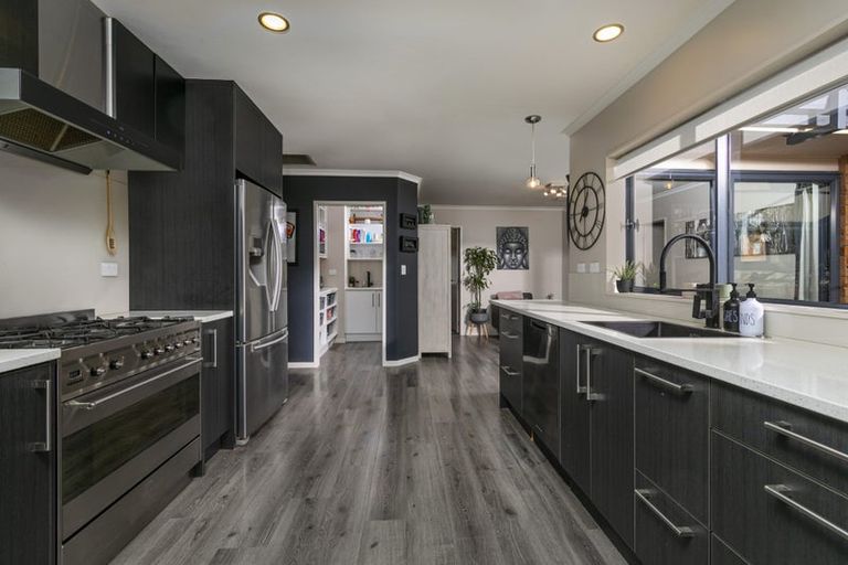 Photo of property in 51 Jadewynn Drive, Massey, Auckland, 0614