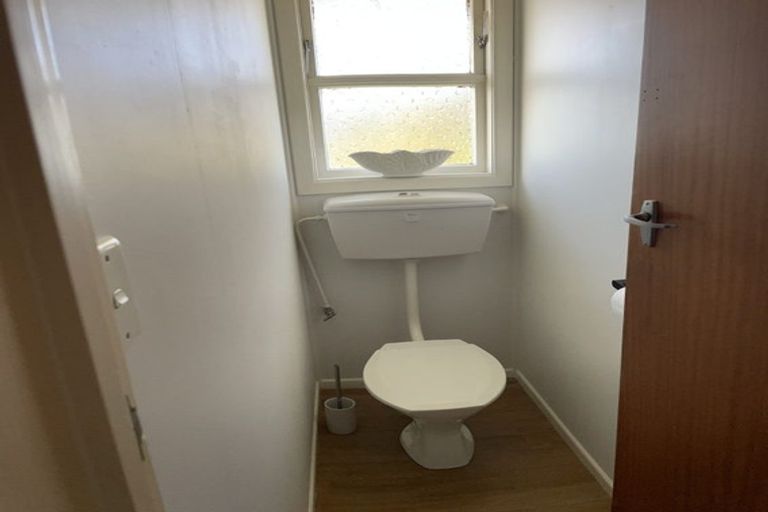 Photo of property in 1 Ngatuku Place, Tokoroa, 3420