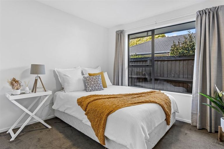 Photo of property in 14 Innisfree Place, Northwood, Christchurch, 8051