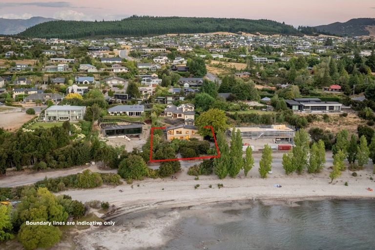 Photo of property in 337 Beacon Point Road, Wanaka, 9305