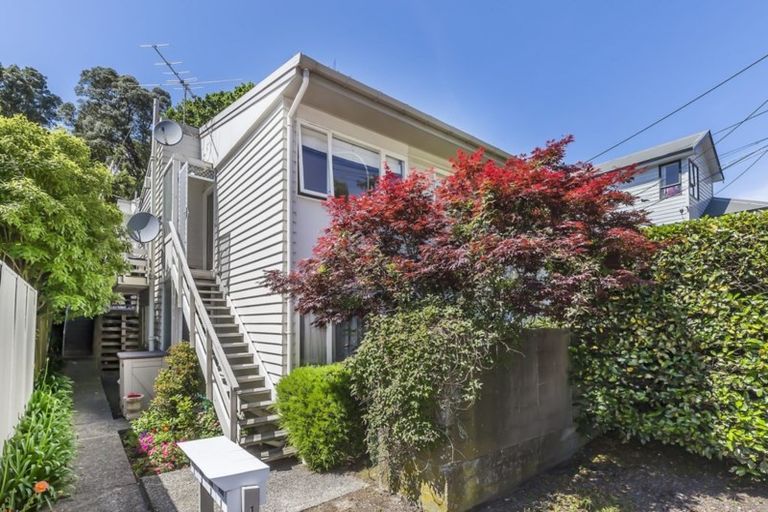 Photo of property in 147u3 Glenmore Street, Kelburn, Wellington, 6012