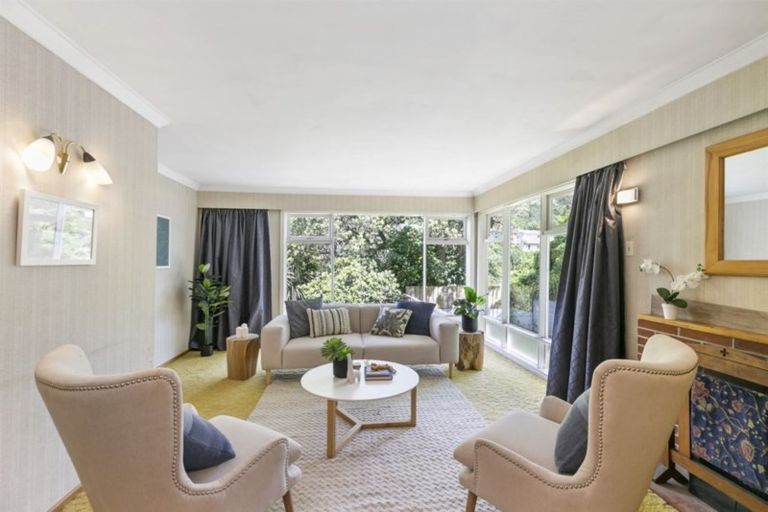 Photo of property in 160 Parkvale Road, Karori, Wellington, 6012