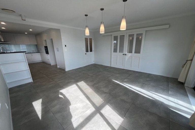 Photo of property in 2/170 Bucklands Beach Road, Bucklands Beach, Auckland, 2012