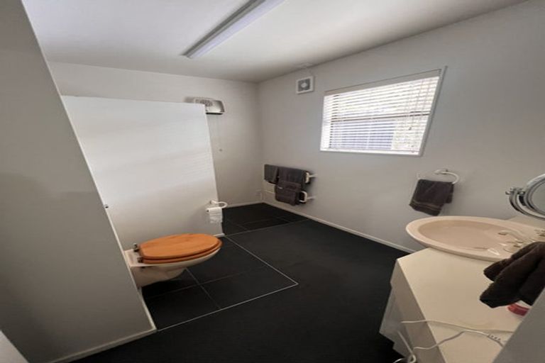 Photo of property in 127 Goldfield Heights, Queenstown, 9300